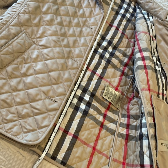 Burberry quilted woman’s jacket - Picture 13 of 14